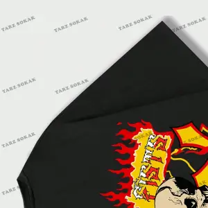 KOD Trend Street Life Erkek Kafatası ve Harf Grafikli Tişört