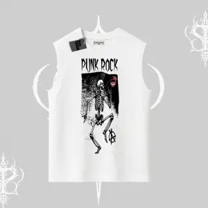 Kolsuz Tshirt Punk Rock Chaos Skeleton Riot