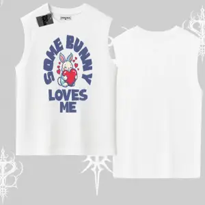 Kolsuz Tshirt Sevimli Tavşan Some Bunny Loves Me Baskılı