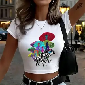 Kurbağa Mantarlı Baskılı Kadın Babby Teeları Yazlık Dar Kesim O-Yaka Tişörtler Yumuşak Kısa Ko