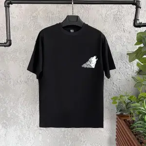 Kurt Baskılı Beyaz Erkek