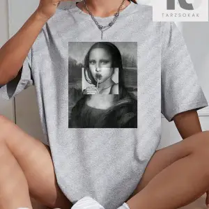 Larienne Figür Baskılı Tişört