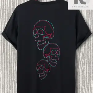 LEGND Gül Ve Harf Baskılı Erkek T-Shirt