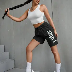 Letter Graphic Knot Waist Track Şort