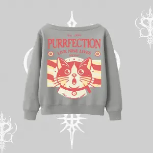 Live Nine Lives Kedi Tasarımlı Kayık Yaka Sweatshirt