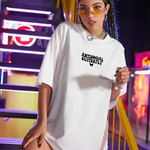 Logo Baskılı Beyaz Tişört Antisocial Butterfly