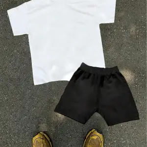 Lonblece 2li Erkek Karikatür Baskılı Kısa Kollu Tişört Şort Takımı