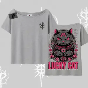 Lucky Cat Japon Tarzı Kedi Baskılı Kayık Yaka Tshirt