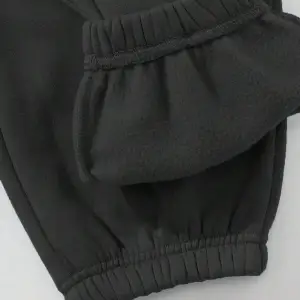 LUNE Letter Graphic Thermal Lined 4 Mevsim Eşofman