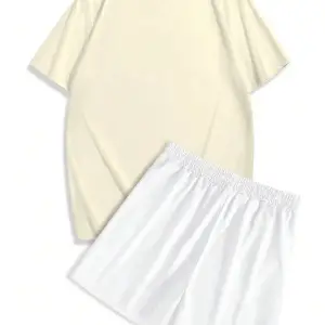 Manfinity EMRG Erkek Günlük Araba Harf Baskılı Kısa Kollu Tişört Ve Şort Takımı