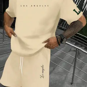 Manfinity Homme Erkek Basit Harfli Grafik Tişört ve Şort Takımı