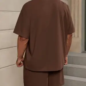 Manfinity Homme Erkek Düz Bol Kesim Bel Şortu