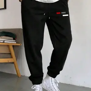 Manfinity Homme Erkek Harf Grafik İpli Bel Eşofman Altı