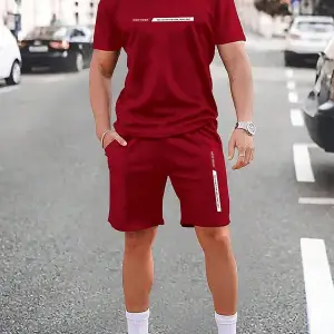 Manfinity Homme Erkek Harfli Grafik Bel Şort Takımı