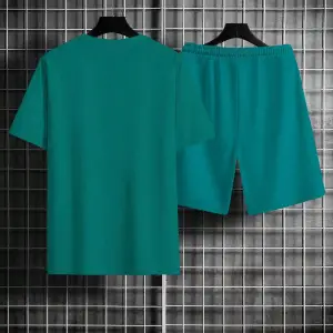 Manfinity Homme Erkek Harfli Grafik Bel Şortu Tişört ve Şort Takımı