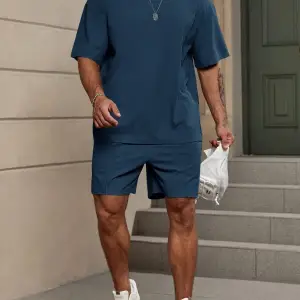 Manfinity Homme Loose Fit Erkek Düz Renk Düşük Omuz Tişört Ve Şort Takımı