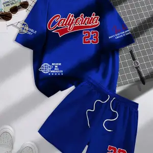 Manfinity Hypemode Erkek Günlük Slogan Baskılı Kısa Kollu Tişört ve Şort Takımı