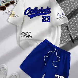 Manfinity Hypemode Erkek Harf ve Rakam Baskılı Mürettebat Yaka Kısa Kollu