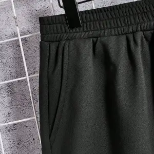 Manfinity Hypemode Erkek Yazlık Rahat Örme Kısa Kollu Tişört ve Şort Harf Baskılı