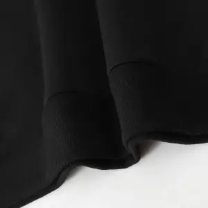 Manfinity Hypemode Slogan Graphic Kangaroo Pocket Drawstring Hoodie Siyah