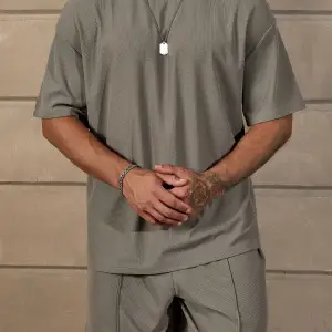 Manfinity KASUA Erkek Günlük Düz Omuz Düşük Tişört ve Şort