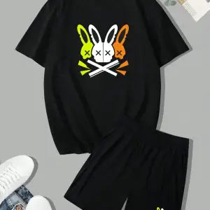 Manfinity LEGND Erkek Tatil Komik Karikatür Tavşan Baskılı Kısa Kollu Tişört Ve Şort Takımı