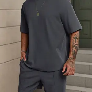 Manfinity RelaxMax Loose Fit Erkek Düz Bel Şortu