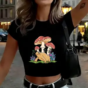 Mantar ve kurbağa baskılı kadın kısa tişörtler yaz yüksek elastik yumuşak üstler ince kısa ko