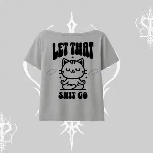 Meditasyon Yapan Kedi Baskılı Kayık Yaka Tshirt