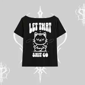 Meditasyon Yapan Kedi Baskılı Kayık Yaka Tshirt