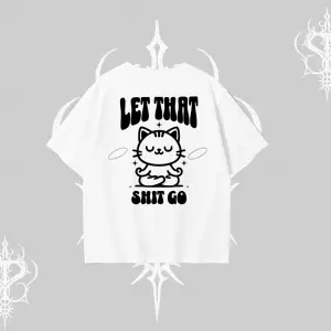 Meditasyon Yapan Kedi Baskılı Oversize Tshirt