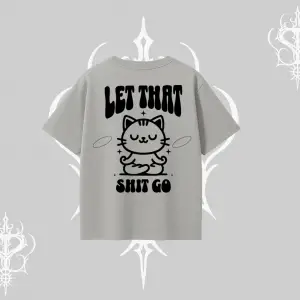 Meditasyon Yapan Kedi Baskılı Oversize Tshirt