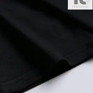 Men Astronot ve Mektup Grafikli Tişört