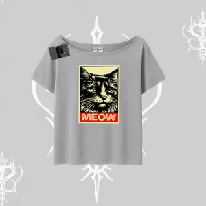 Meow Yazılı Kedi Portre Baskılı Kayık Yaka Tshirt