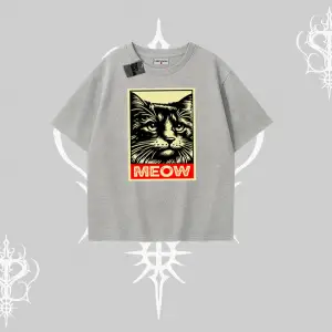 Meow Yazılı Kedi Portre Baskılı Oversize Tshirt