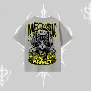Meowsic Purrfect Kedi Arka Baskılı Oversize Tshirt