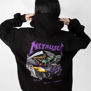Metallica Mor Sırt Baskılı Beyaz Oversize Kapüşonlu