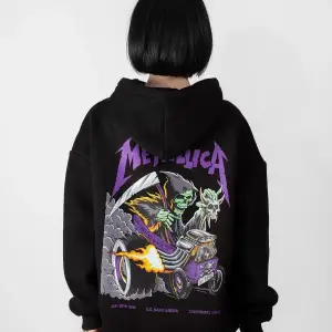 Metallica Mor Sırt Baskılı Beyaz Oversize Kapüşonlu