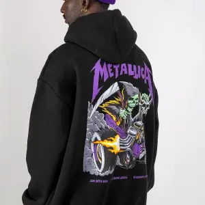Metallica Mor Sırt Baskılı Beyaz Oversize Kapüşonlu
