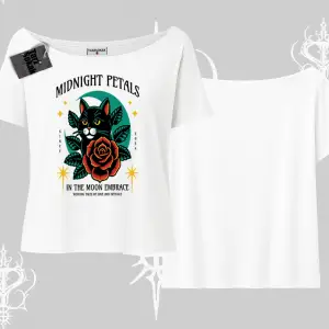 Midnight Petals Kedi Baskılı Kayık Yaka Tshirt