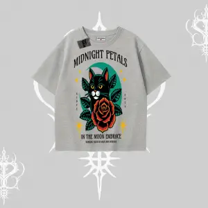 Midnight Petals Kedi Baskılı Oversize Tshirt