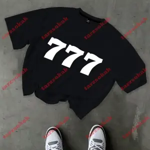 Model 3818 Erkek Yazlık Yuvarlak Yaka Kısa Kollu Günlük Tişört, Yaz