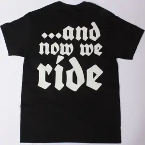 NEVERMORE DREAMING NEON BLACK NEW BLACK T-SHIRT ÖN VE ARAKA BASKILI