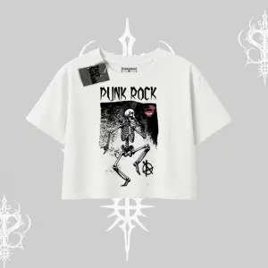 Oversize Crop Tshirt Punk Rock Chaos Skeleton Riot