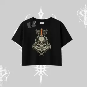 Oversize Crop Tshirt Sword Knight Skull Impossible Street Creed