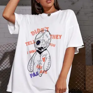 Oversize Savage Baskılı Beyaz Tshirt NRAGE198