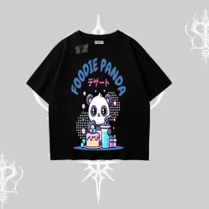 Oversize Tshirt Foodie Panda Tatlı ve Sevimli Panda Baskılı