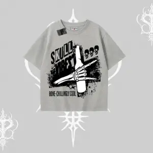 Oversize Tshirt Skull Impact Bone Chilling Street Icon