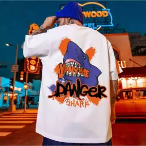 Özel Tasarım Danger Shark Sırt Baskılı %100 Pamuk Sokak Stili Hip Hop Erkek T-shırt