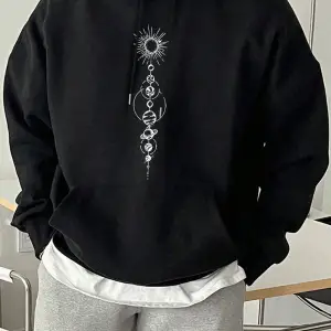 Planet Basitleştirilmiş Diyagram Baskılı Erkek Polar Kapüşonlu Cepli Rahat Sokak Giysisi Soka